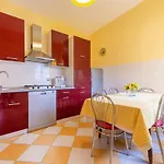 Minak