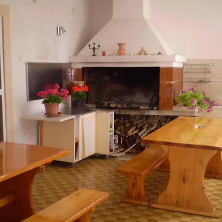 Guest house Minak *